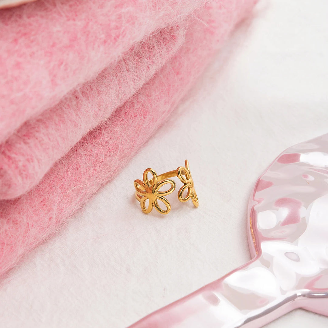 Wire Flower Ring