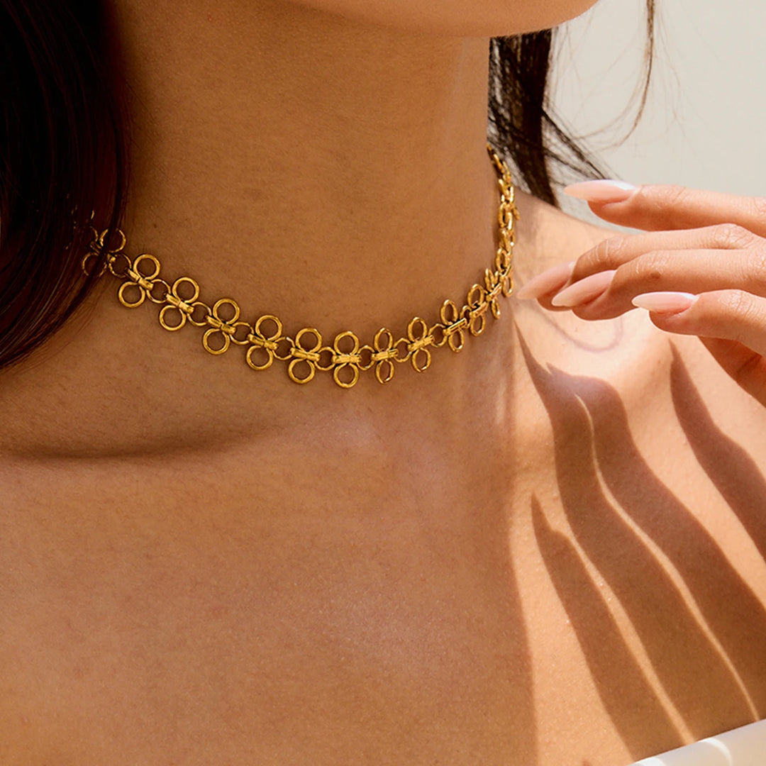 Clover Link Necklace