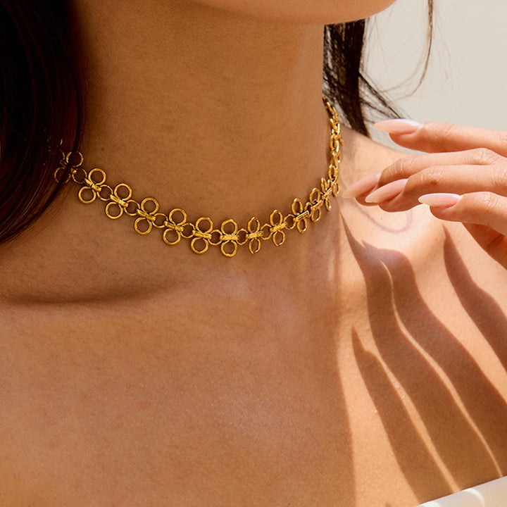 Clover Link Necklace