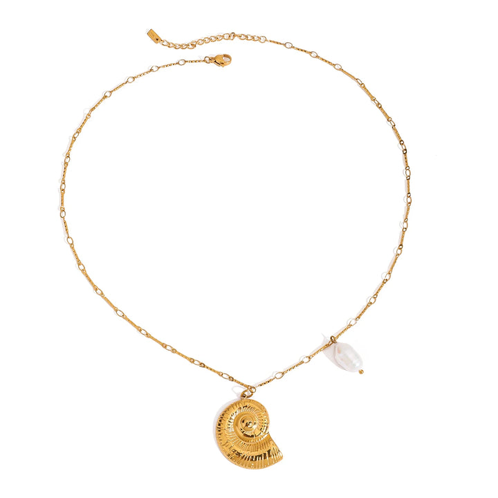 Shell Pendant Necklace