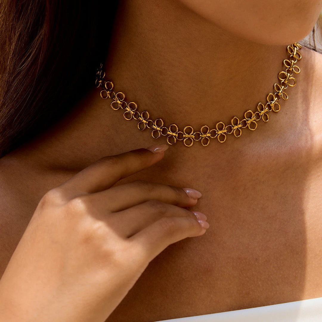 Clover Link Necklace