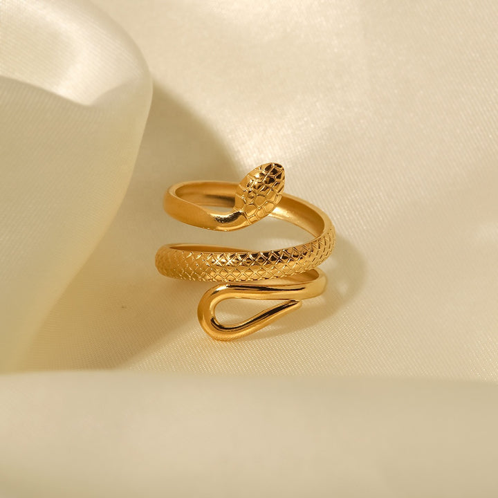 Classic Texture Snake Ring