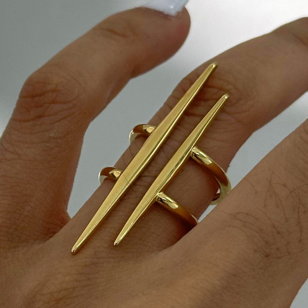 Double Spike Ring