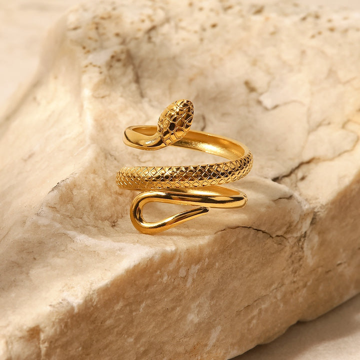 Classic Texture Snake Ring