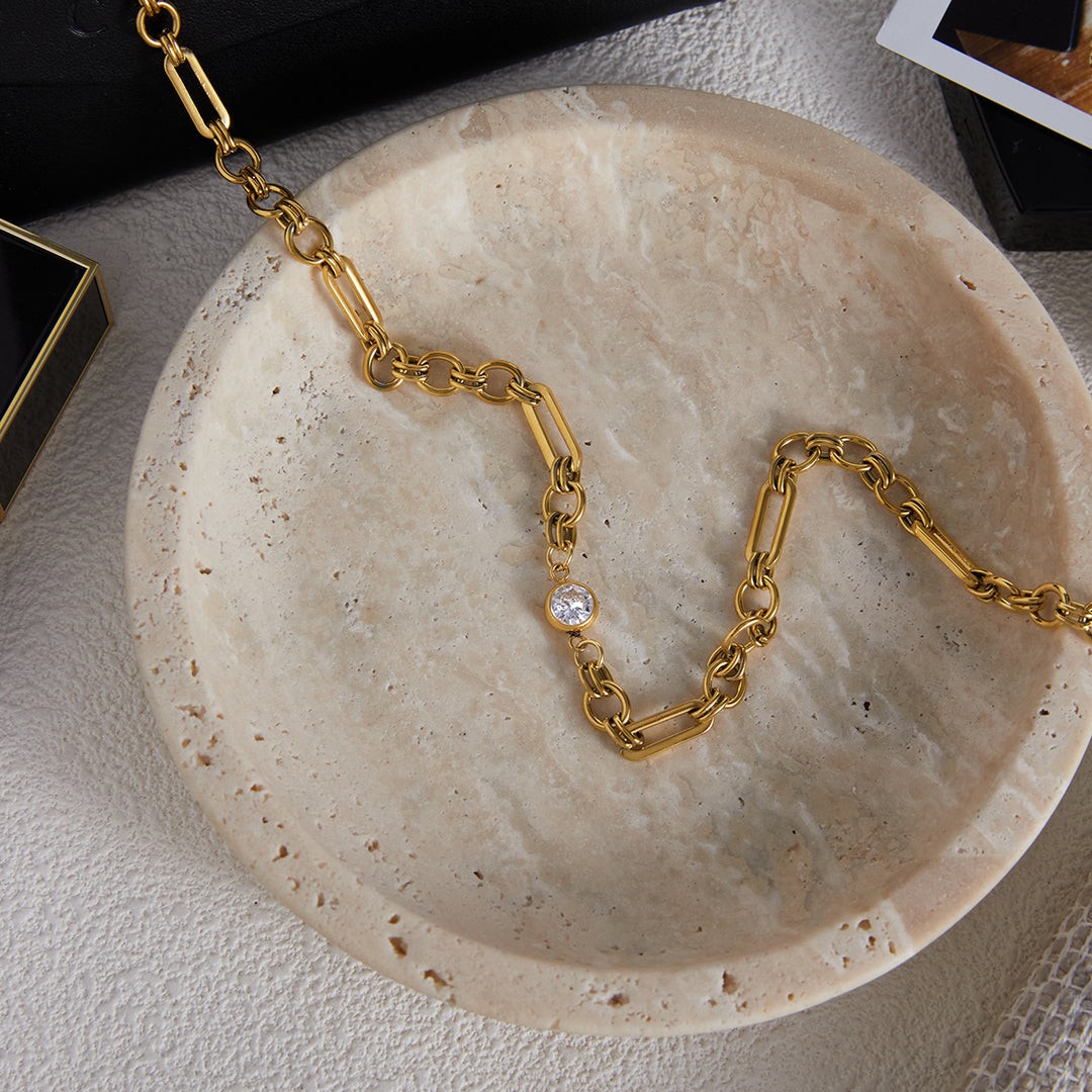 Radiant Link Necklace