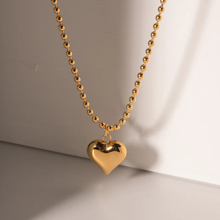 Bold Heart Bead Necklace