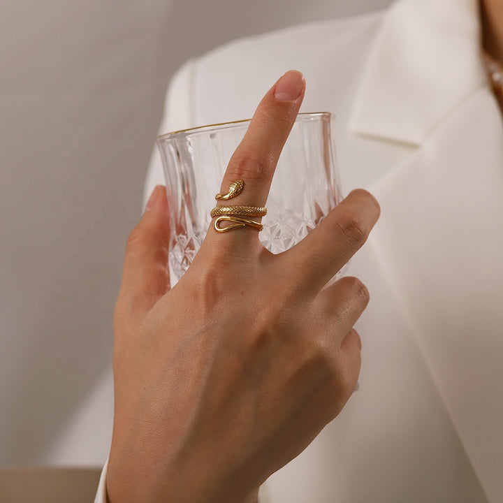 Classic Texture Snake Ring