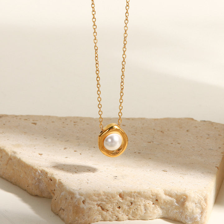 Pearl Nest Necklace