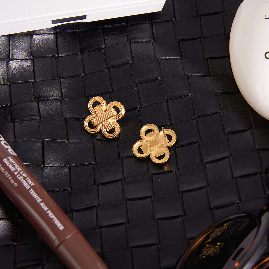Retro Clover Stud Earrings